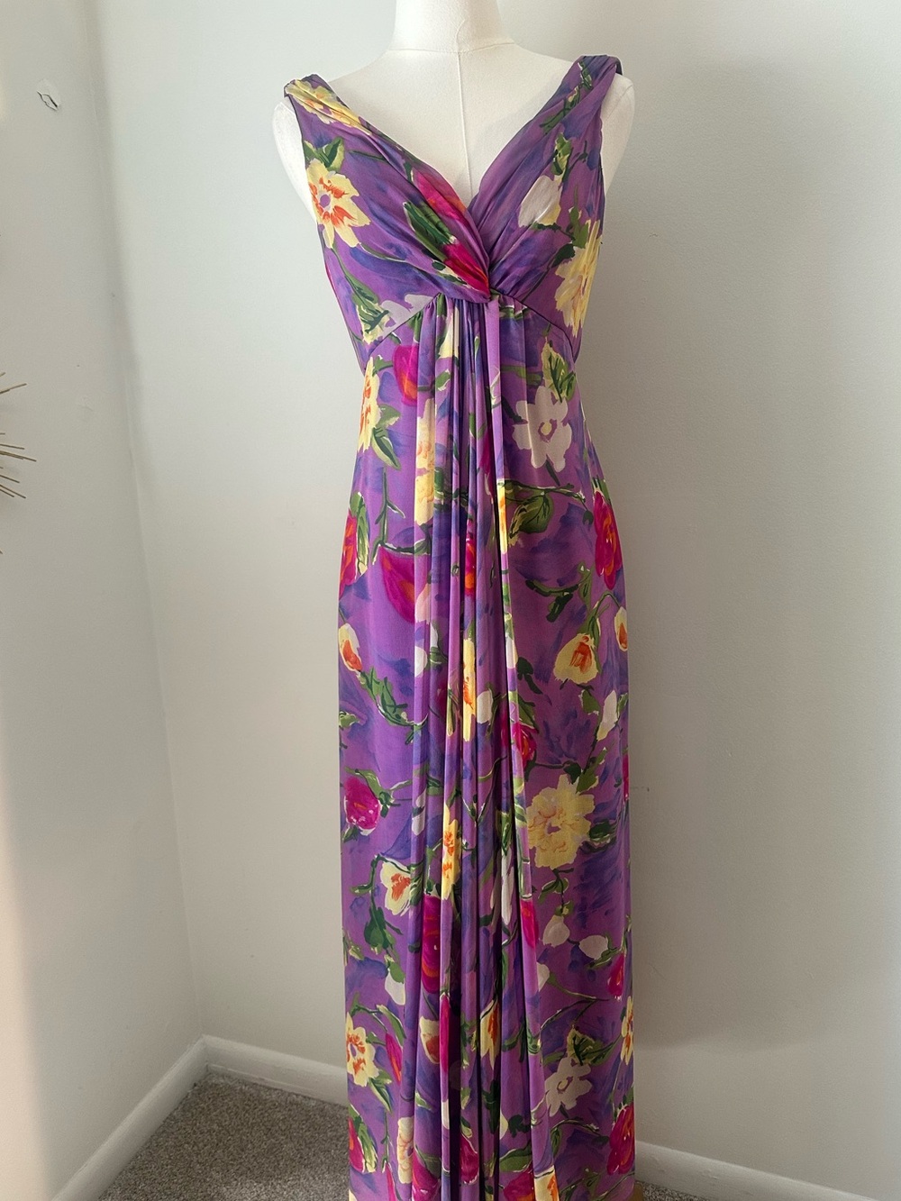 TRUE Vintage Victor Costa Nahdree 100% Silk Floral Maxi Dress 4